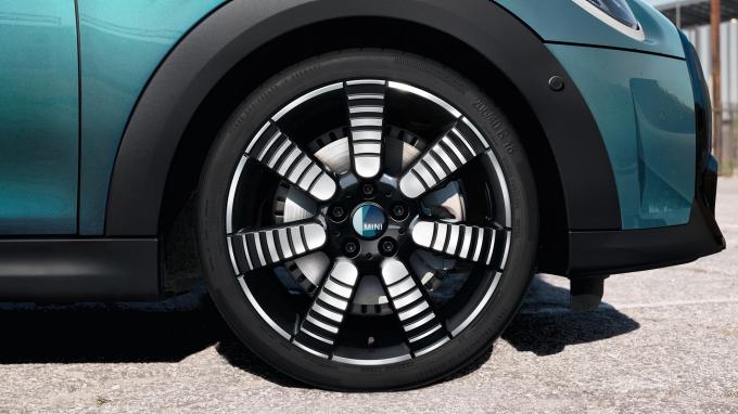 Velg MINI Cooper Special Edition.