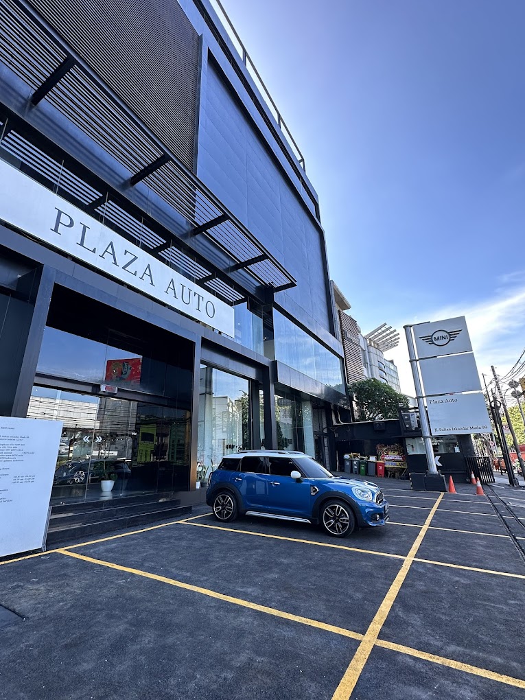 Peresmian Plaza MINI Cooper Pondok Indah.