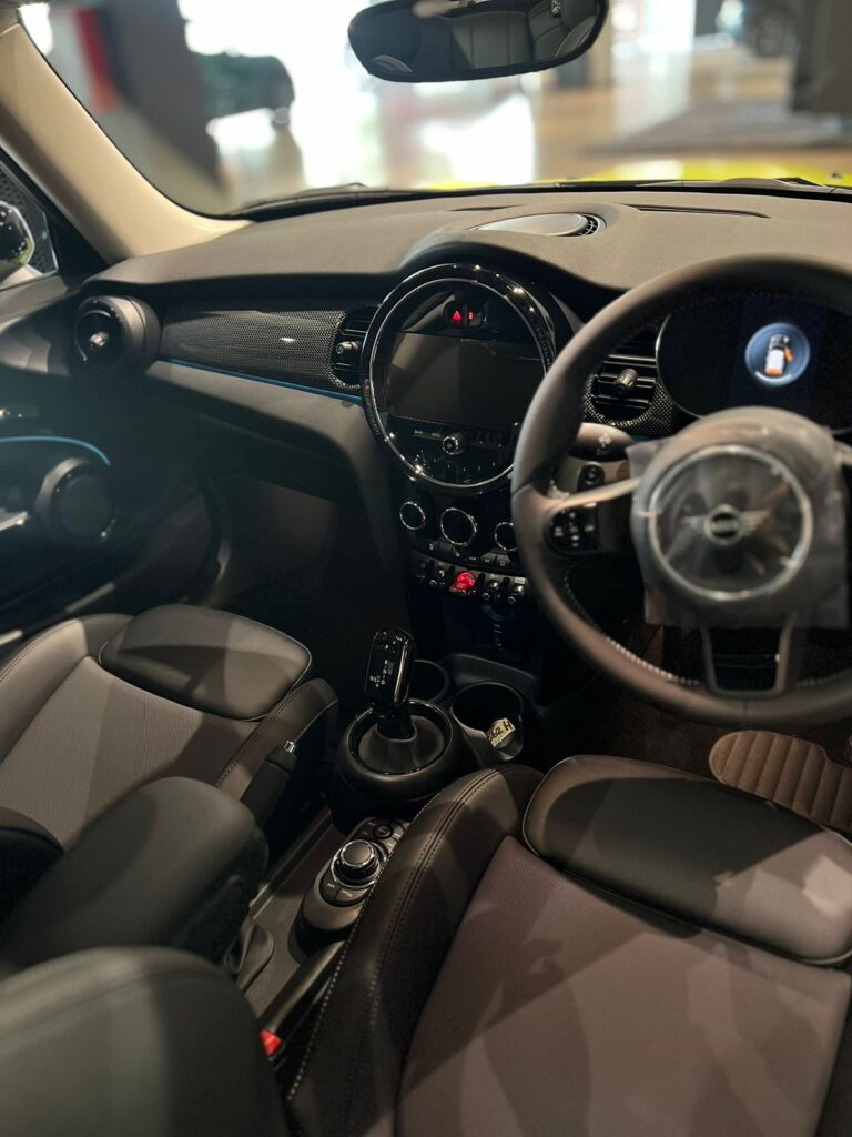 Interior MINI 3 Door Cooper S