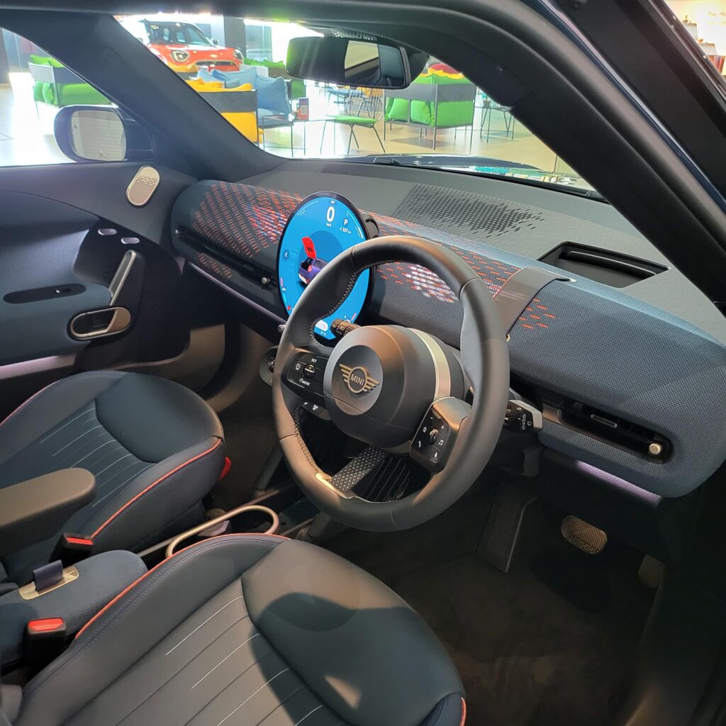 Interior MINI Aceman
