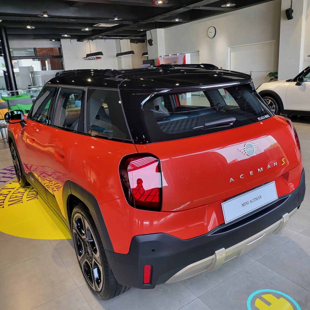 MINI Aceman
