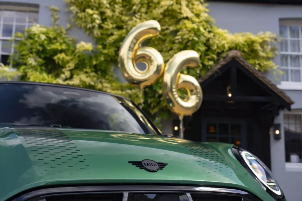 MINI Cooper British Racing Green
